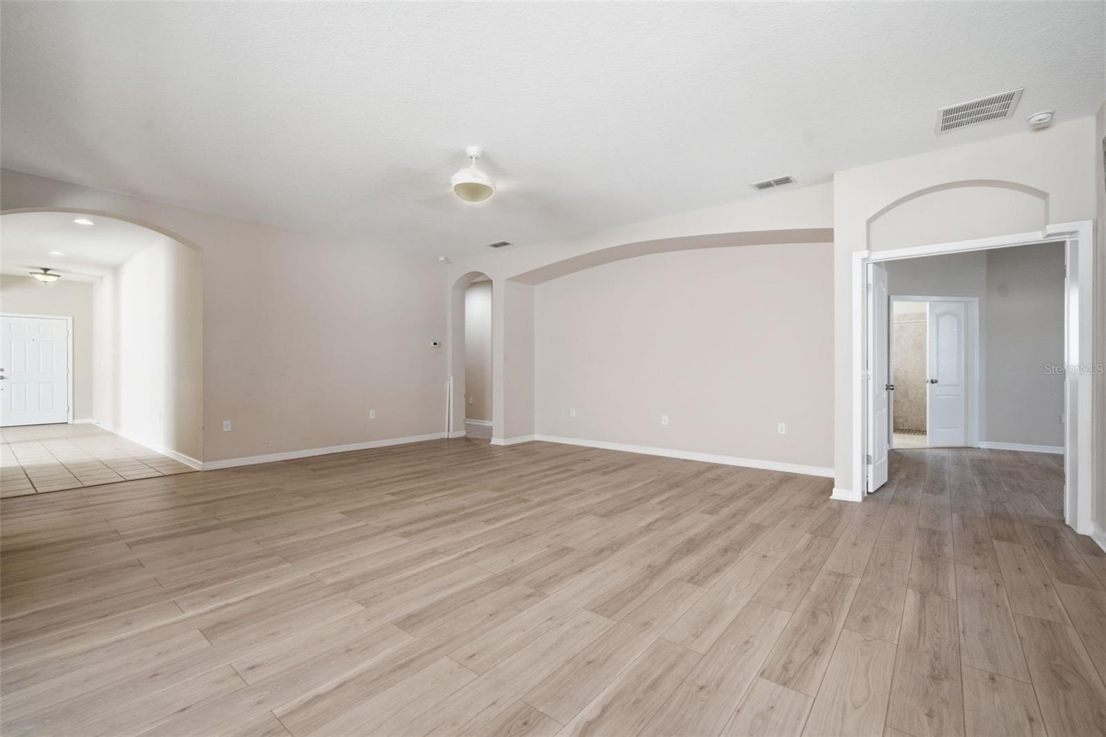 1520 RHODESWELL LN, DOVER, FL — photo 22