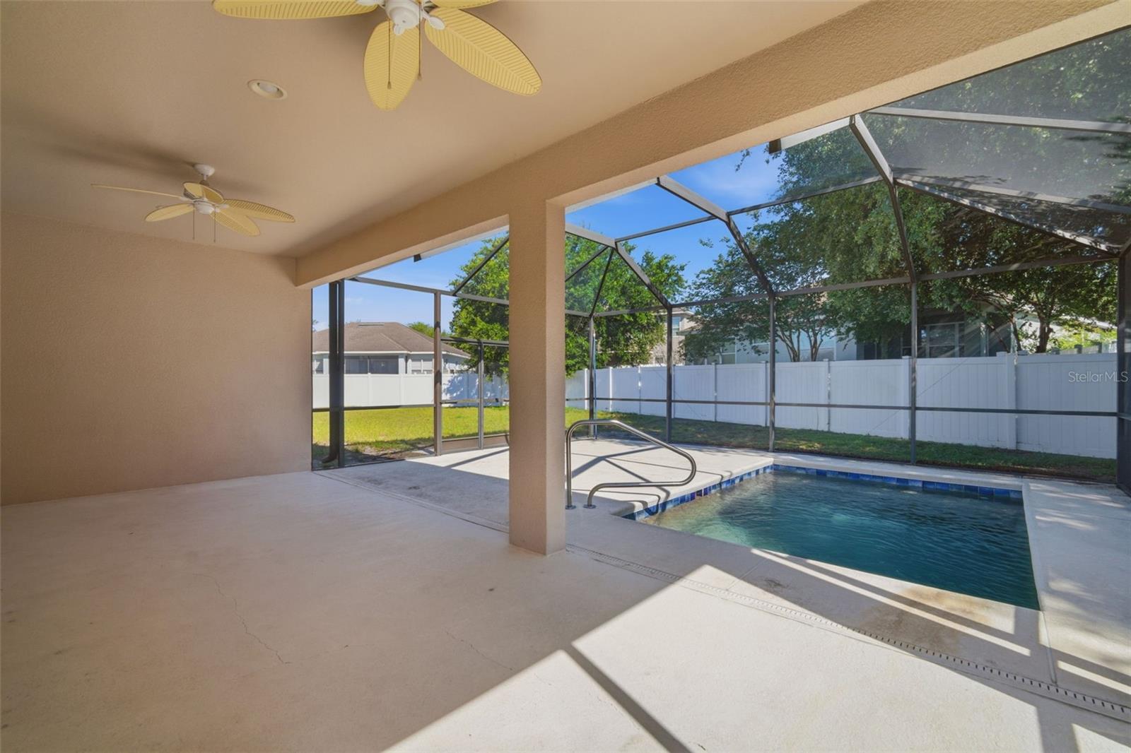 1520 RHODESWELL LN, DOVER, FL — photo 43