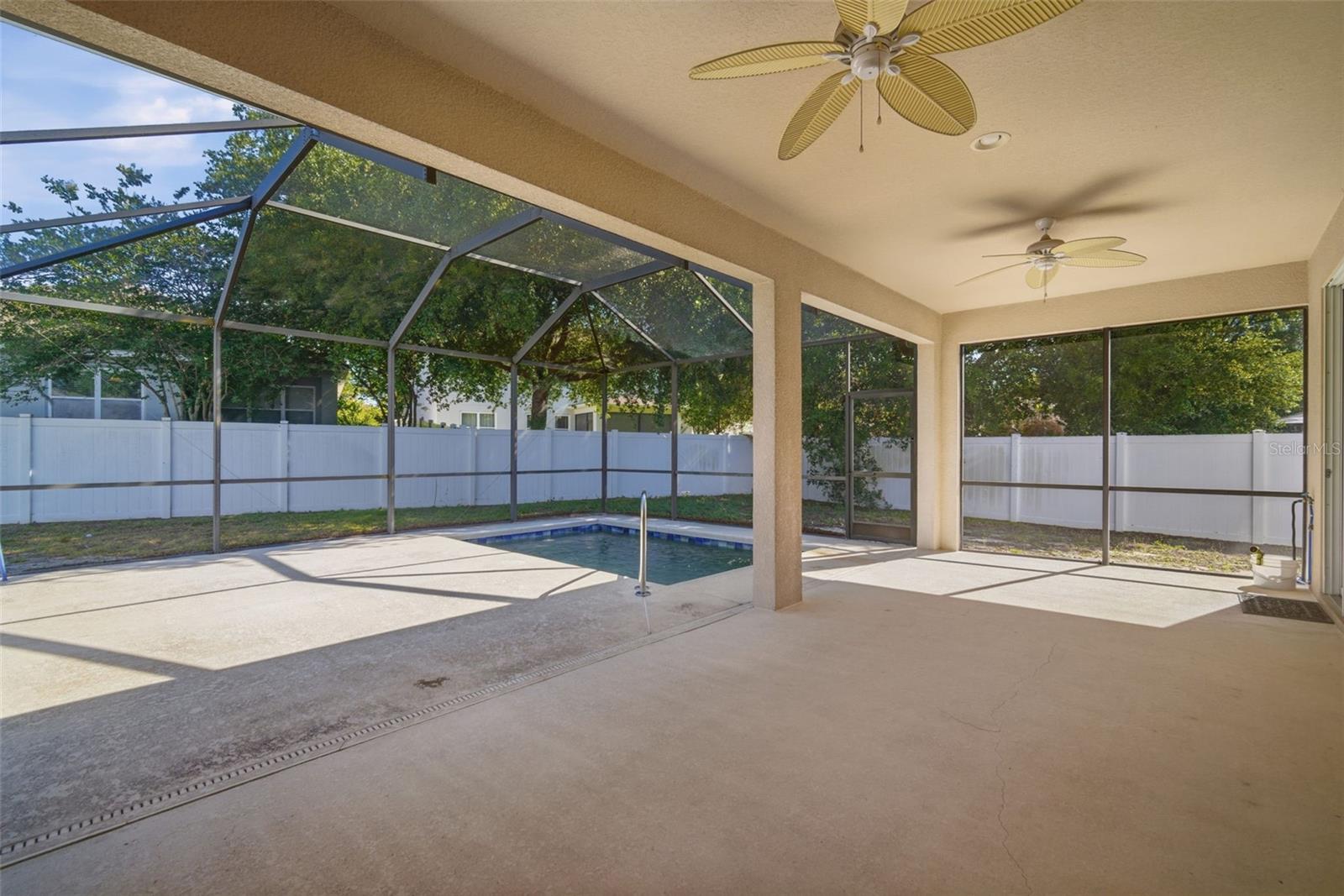 1520 RHODESWELL LN, DOVER, FL — photo 44