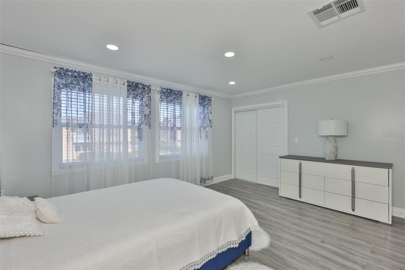 1865 CLEARBROOKE DR, CLEARWATER, FL — photo 27