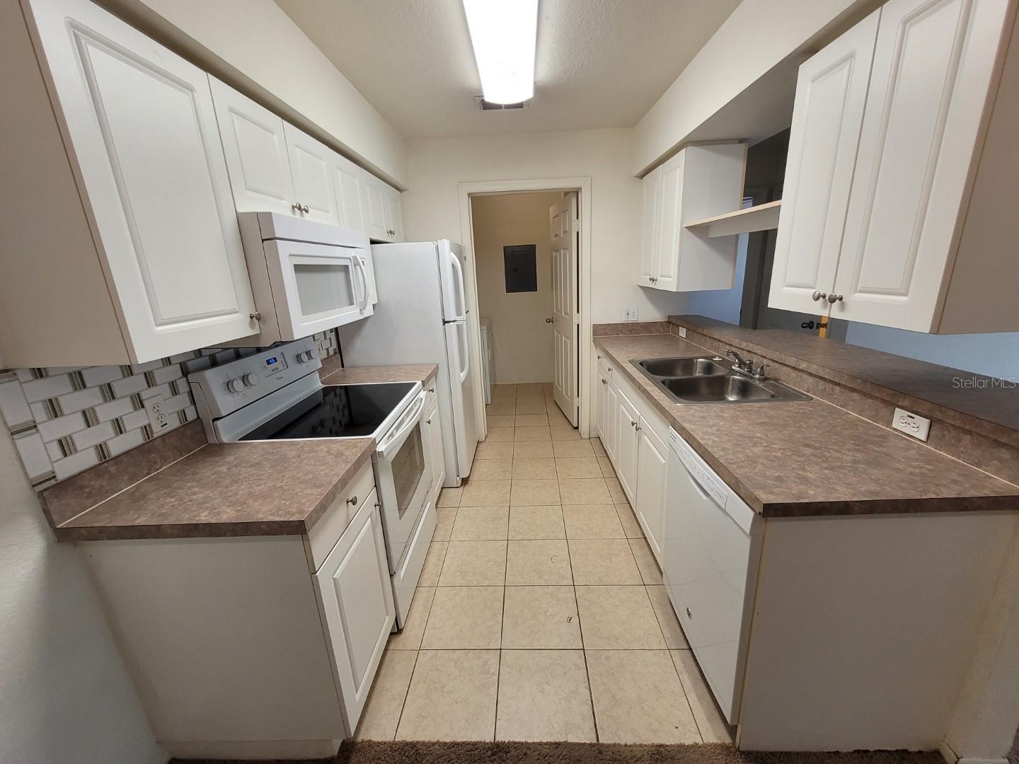 5914 WILLOW RIDGE DR #101, ZEPHYRHILLS, FL — photo 7