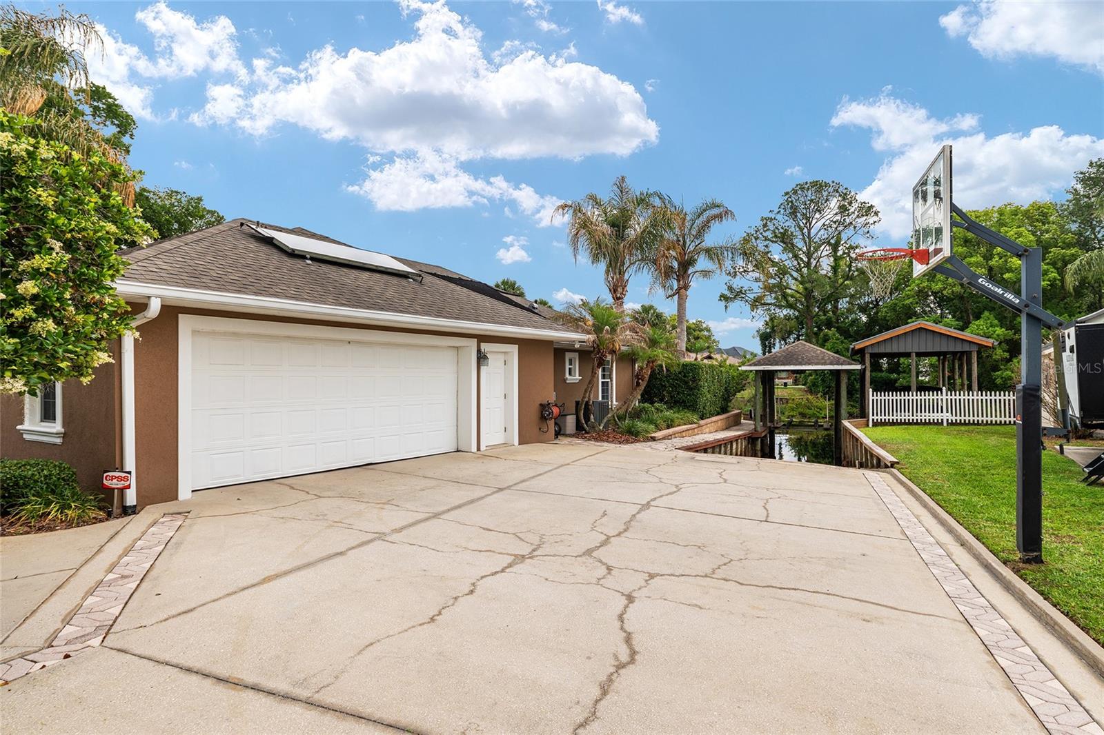 29 SE OCALE WAY, SUMMERFIELD, FL — photo 8
