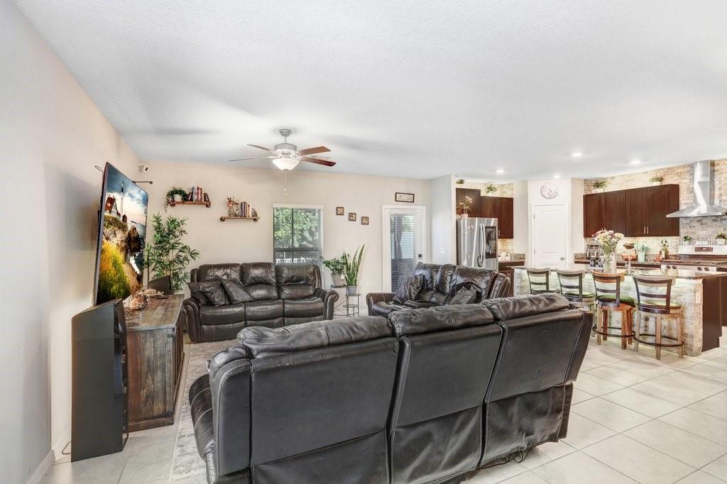 5426 RAINWOOD MEADOWS DR, APOLLO BEACH, FL — photo 9