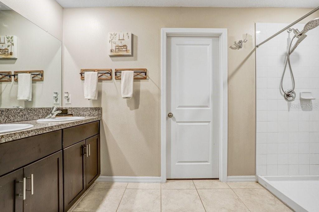 5426 RAINWOOD MEADOWS DR, APOLLO BEACH, FL — photo 27