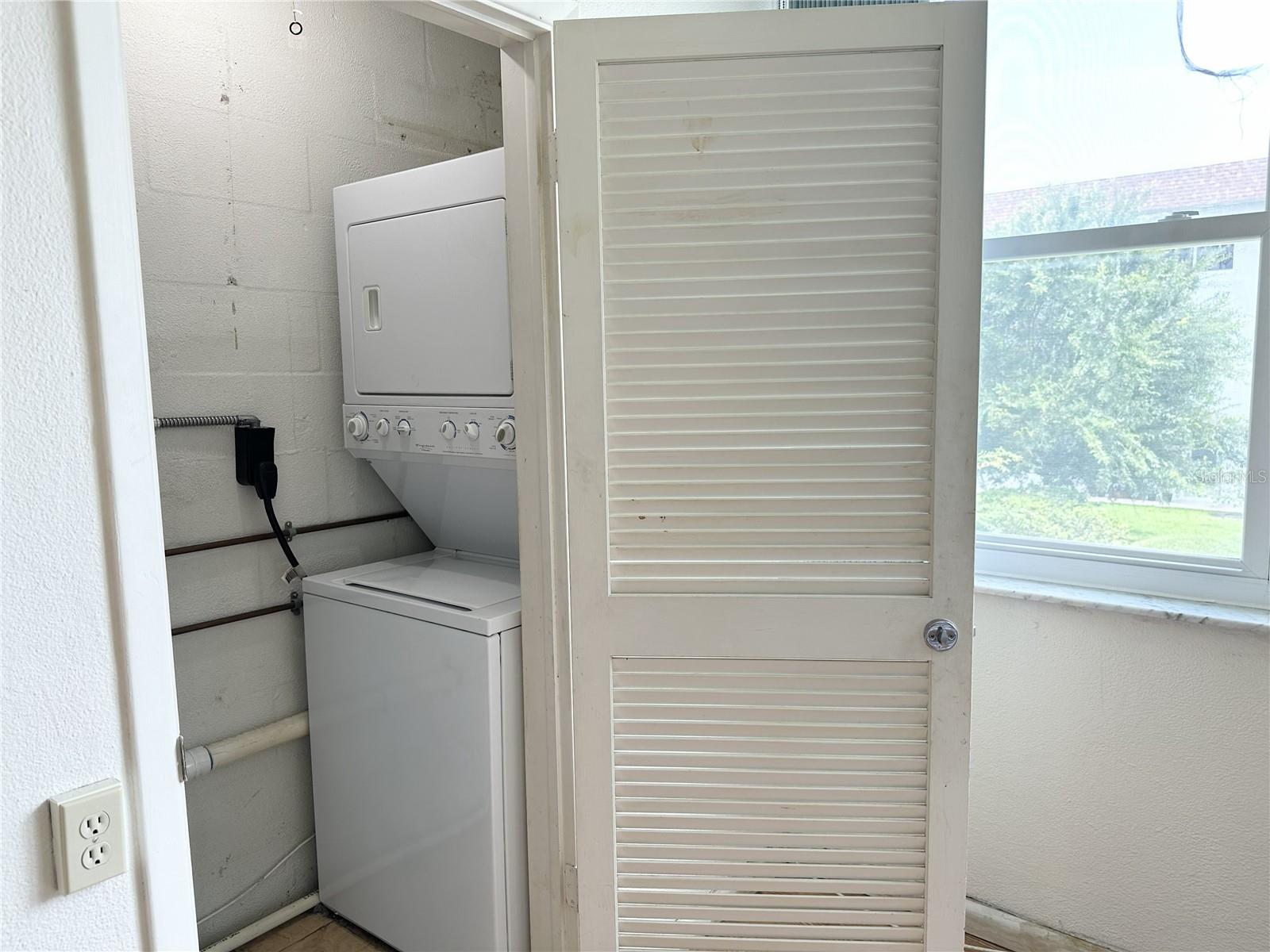 5728 14TH AVE N #206B, ST PETERSBURG, FL — photo 8