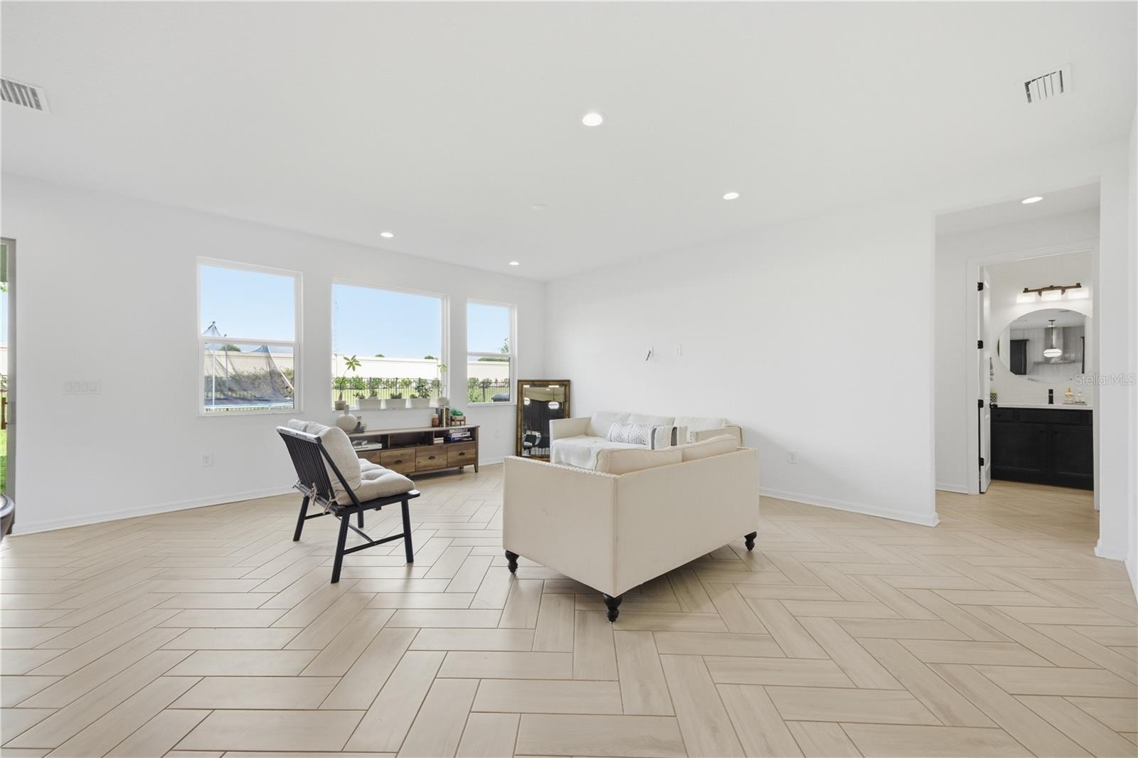 8326 ABALONE LOOP, PARRISH, FL — photo 4