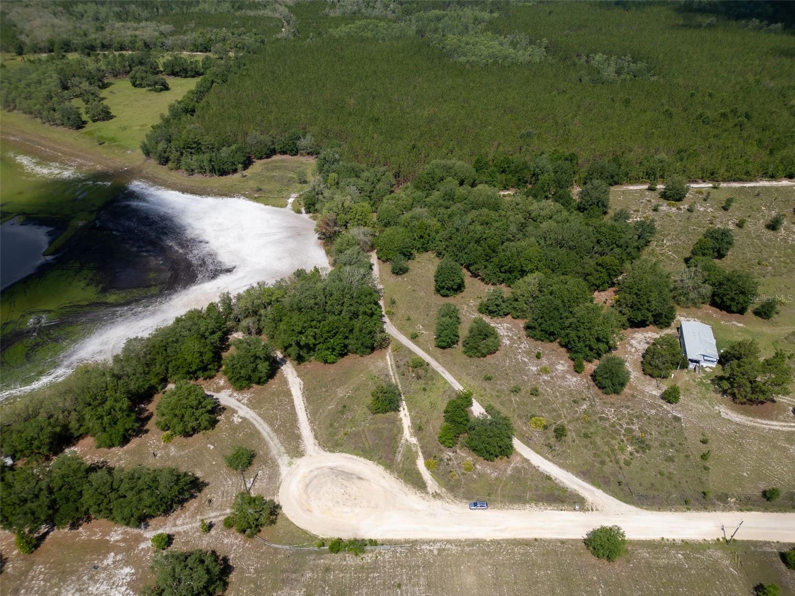 SE 53 CT, TRENTON, FL — photo 2