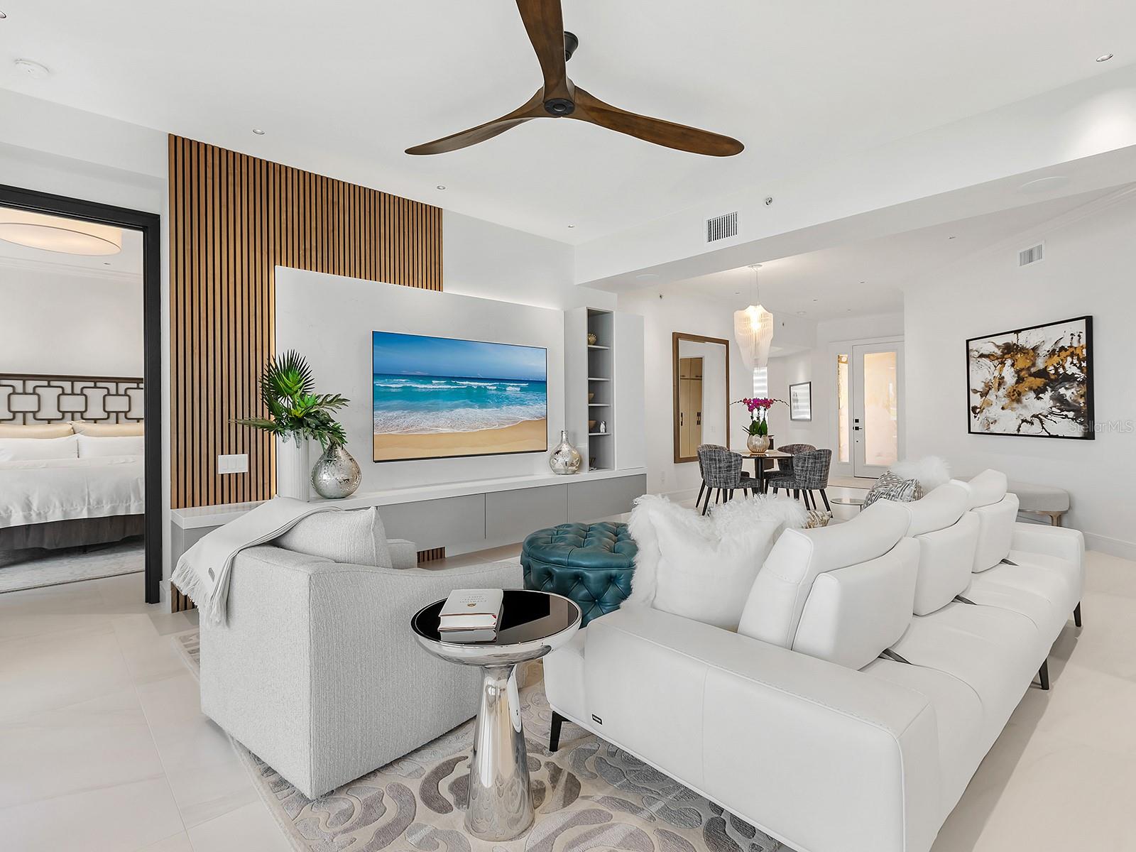 6427 MOORINGS POINT CIR #101, LAKEWOOD RANCH, FL — photo 17
