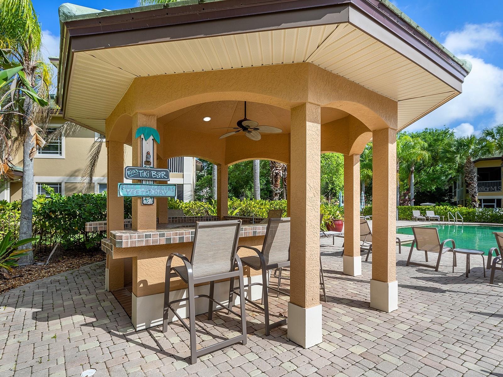 6427 MOORINGS POINT CIR #101, LAKEWOOD RANCH, FL — photo 68