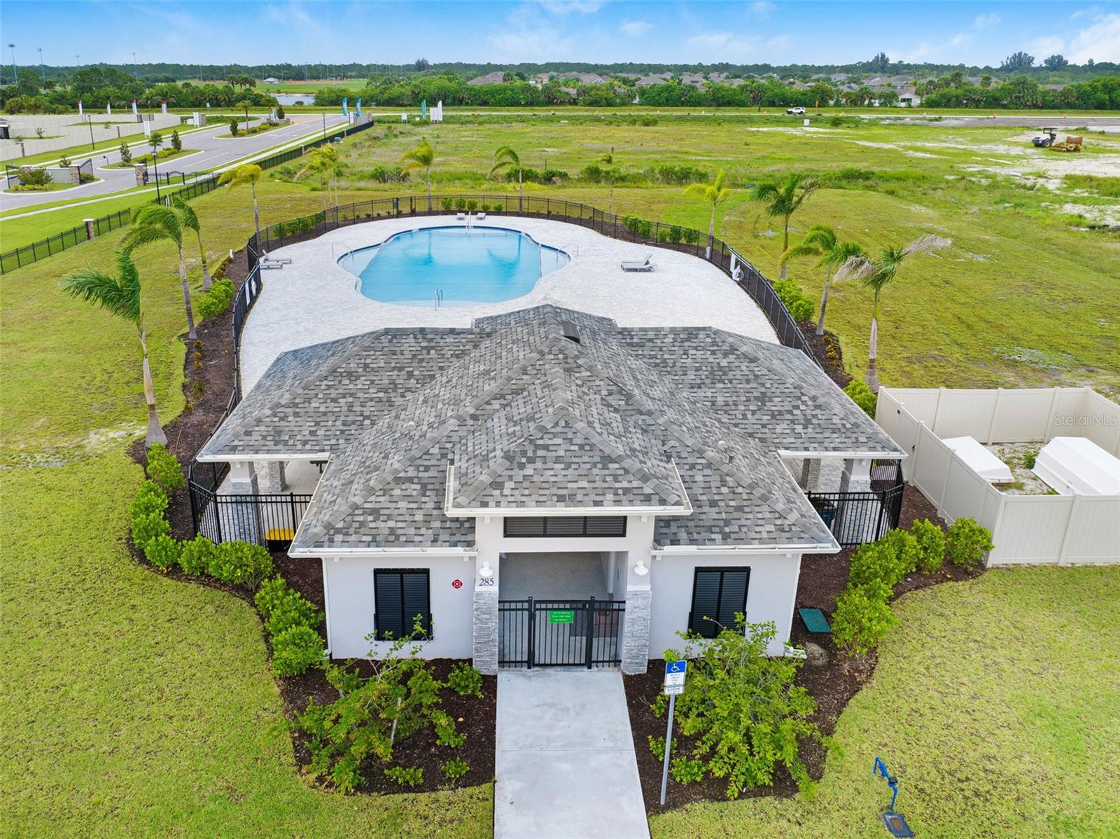 2530 ROYGARIS ST NW, PALM BAY, FL — photo 39