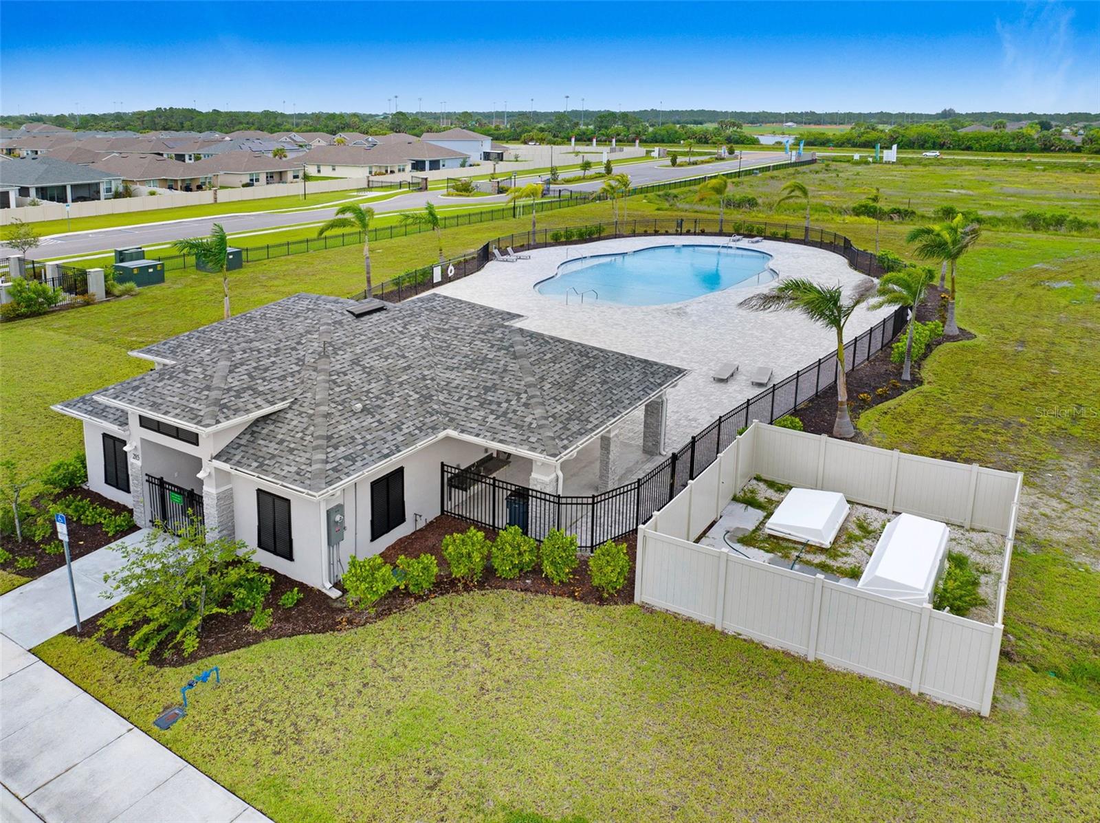 2530 ROYGARIS ST NW, PALM BAY, FL — photo 40