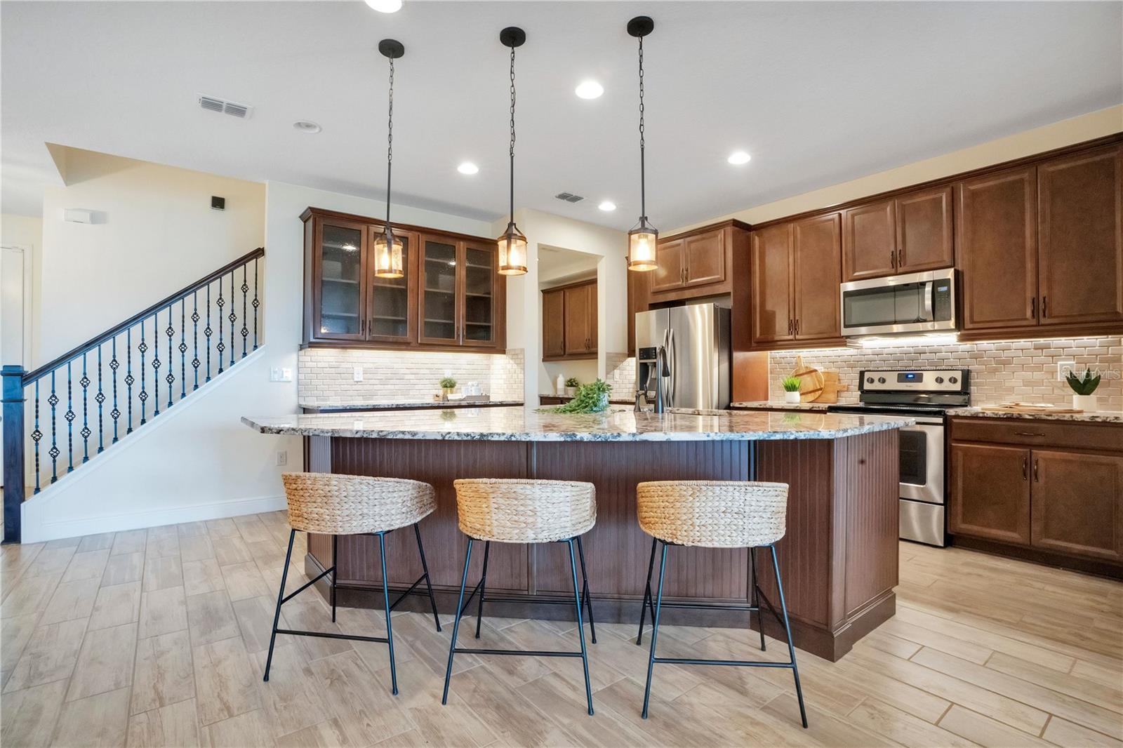 9009 PALM KEY AVE, OLDSMAR, FL — photo 4