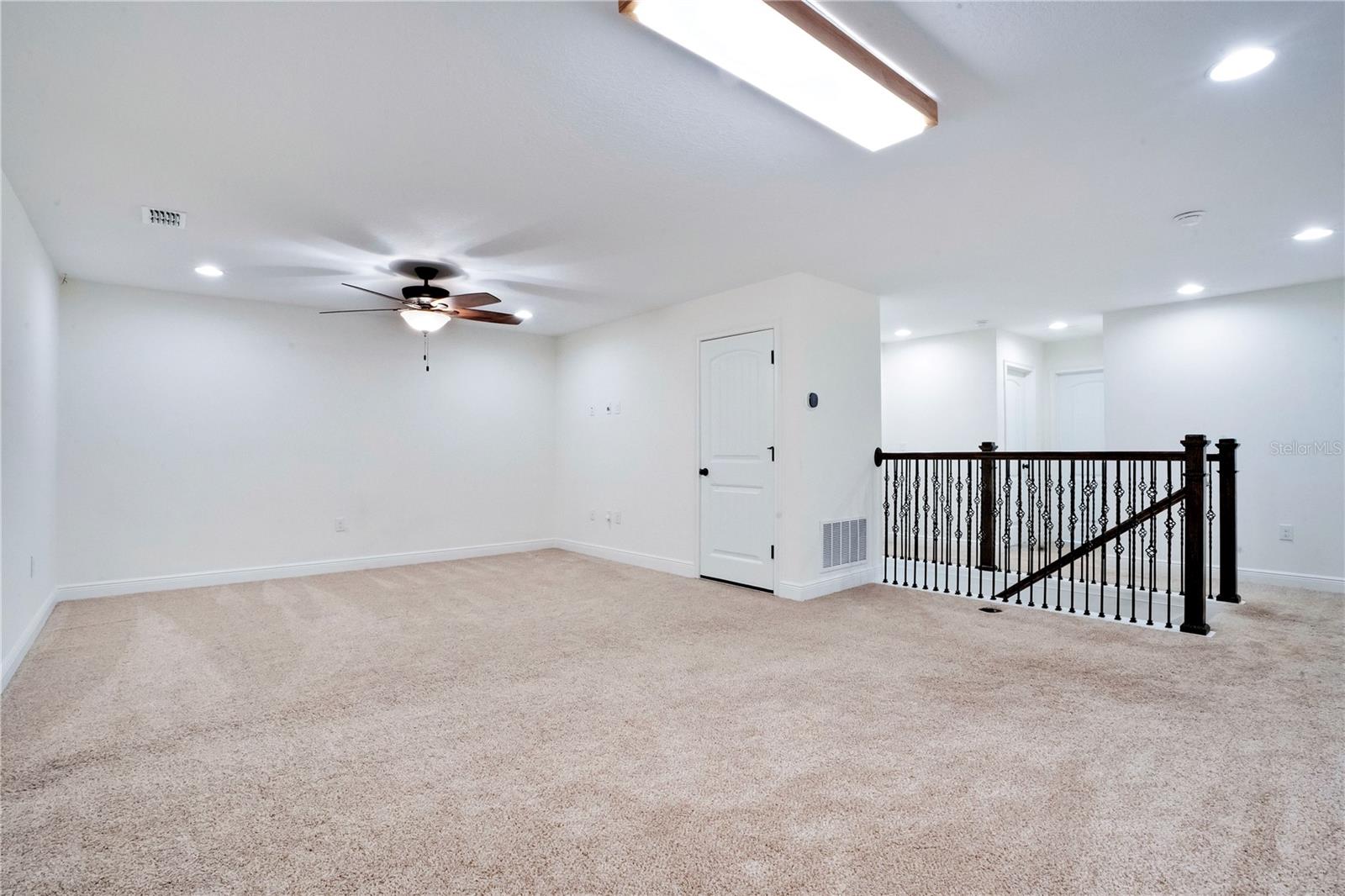 9009 PALM KEY AVE, OLDSMAR, FL — photo 9