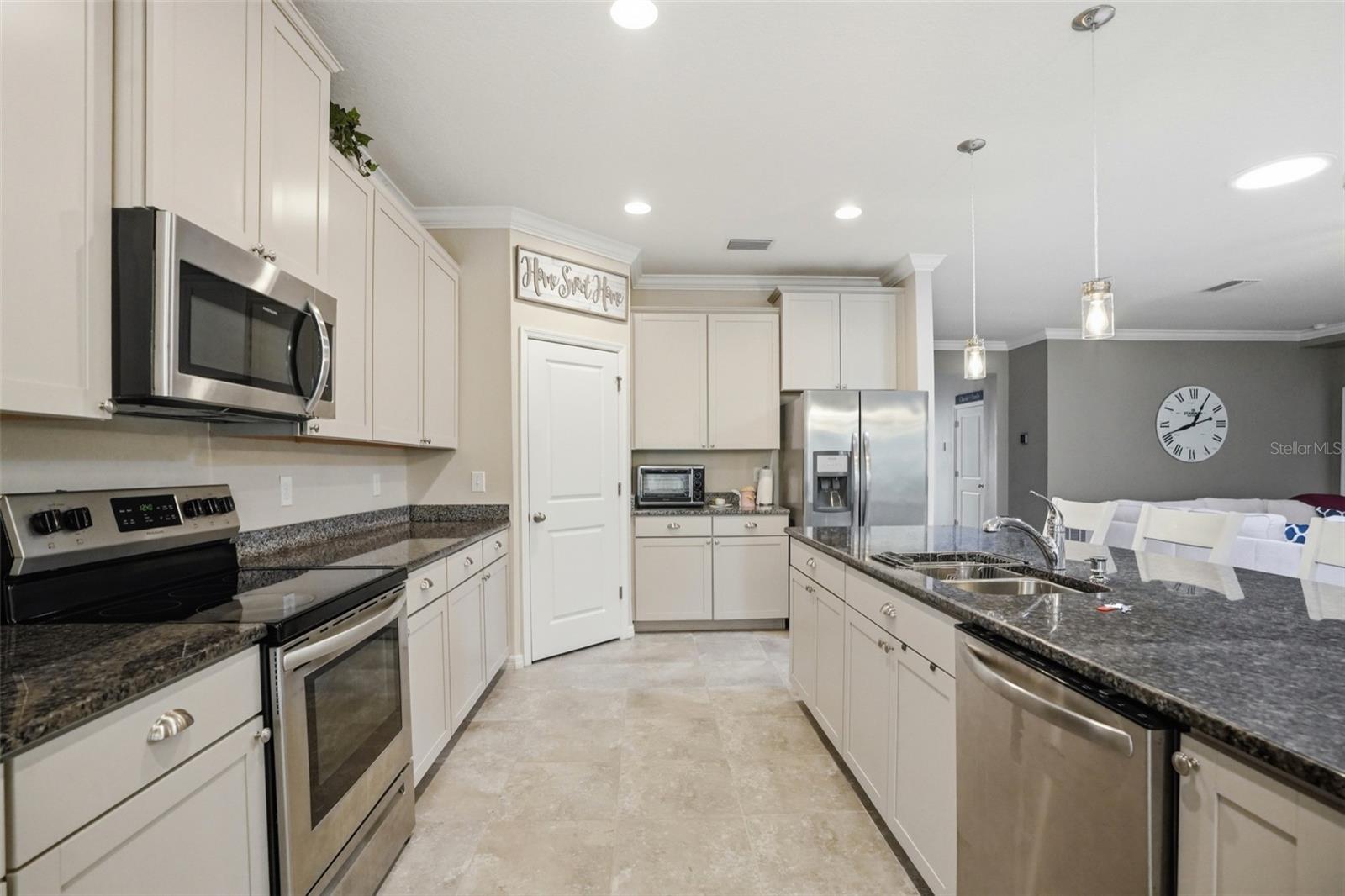 13897 BLYTHEWOOD DR, SPRING HILL, FL — photo 17
