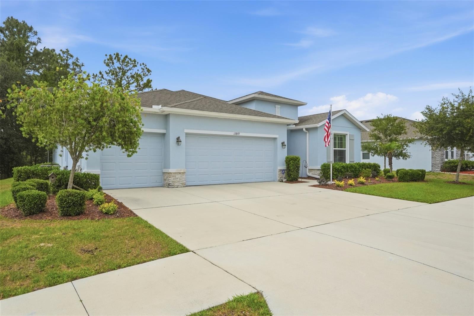 13897 BLYTHEWOOD DR, SPRING HILL, FL — photo 56