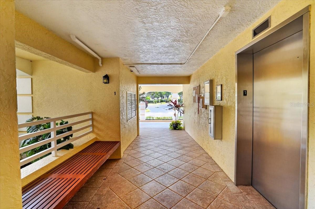 1040 WEXFORD BLVD #1040, VENICE, FL — photo 4
