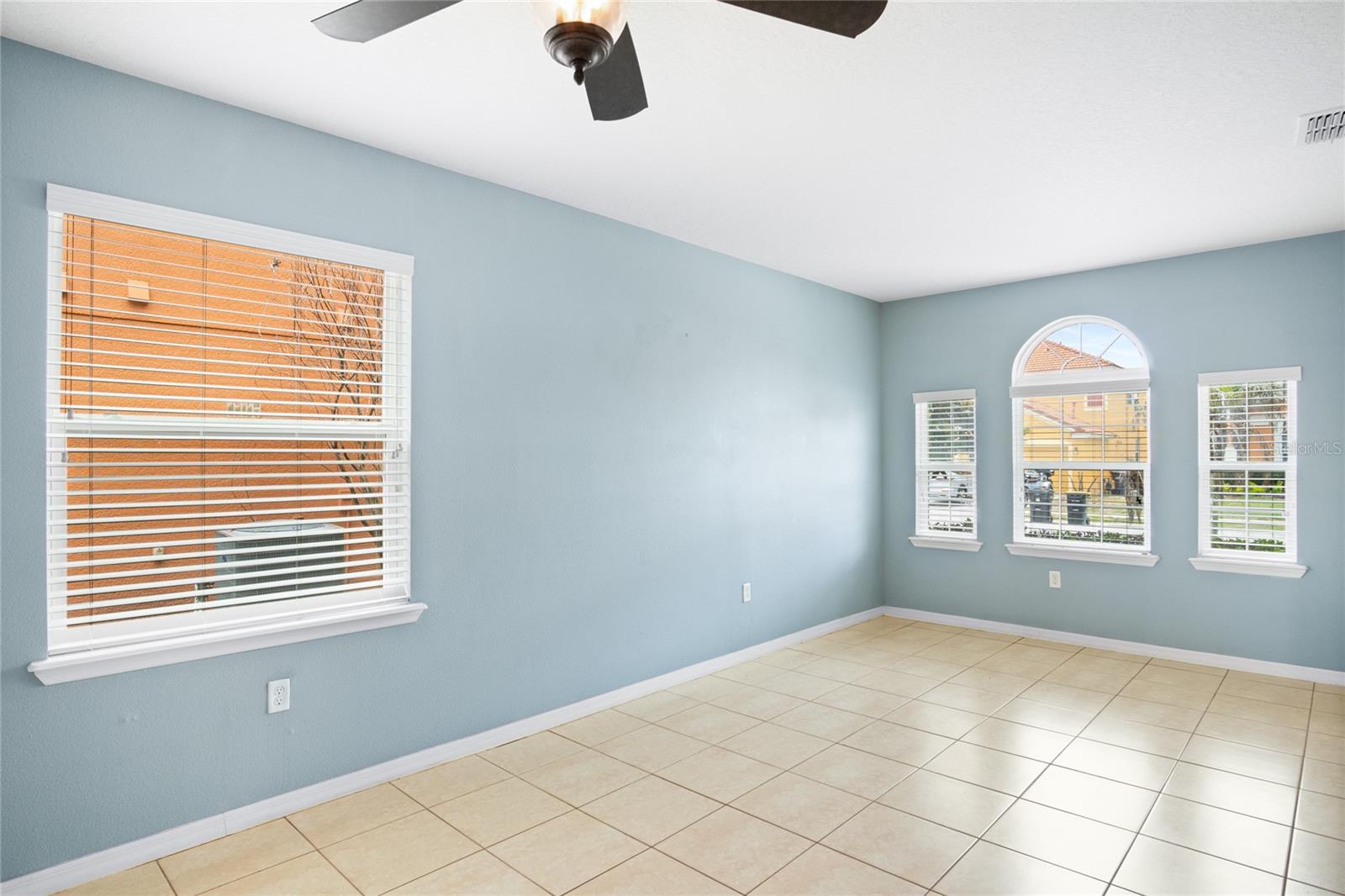 118 MIRO DR, DAVENPORT, FL — photo 9