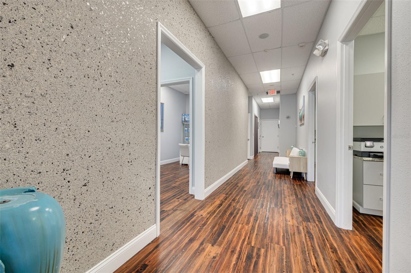 1033 W BAY DR, LARGO, FL — photo 23