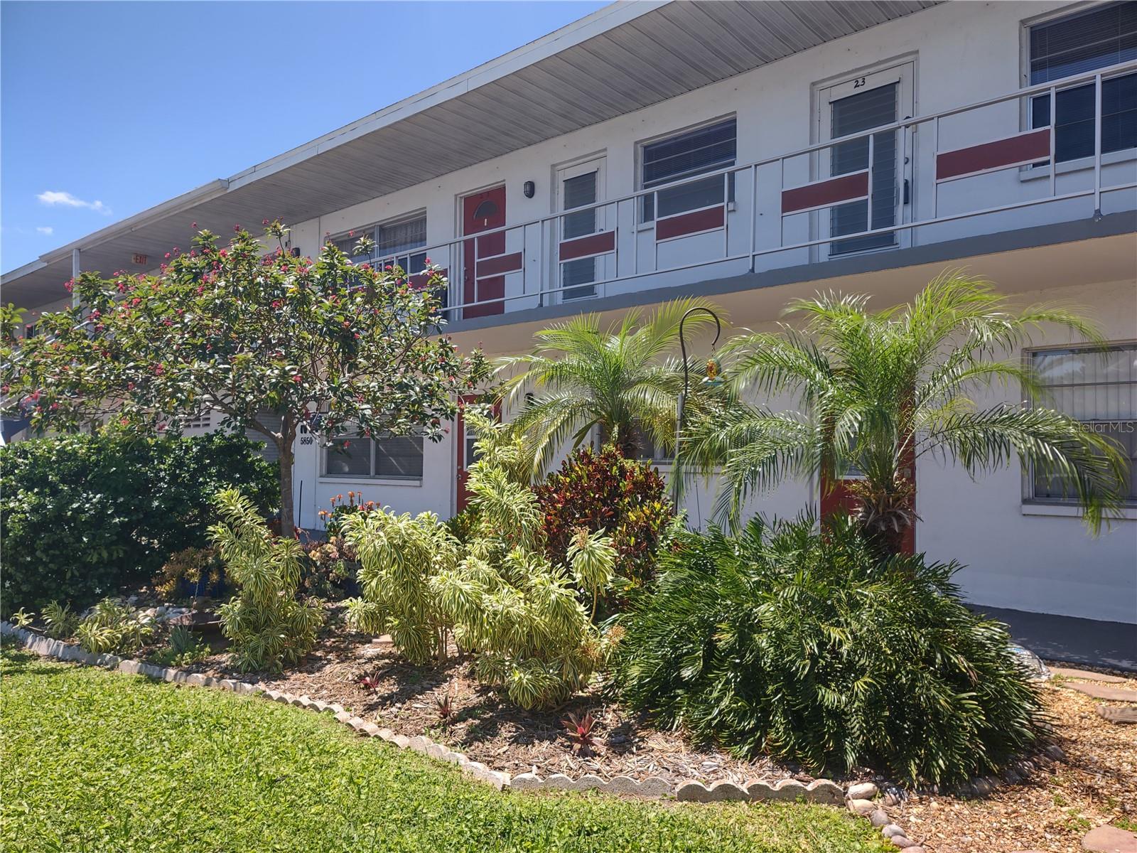 5850 18TH ST N #23, ST PETERSBURG, FL — photo 3