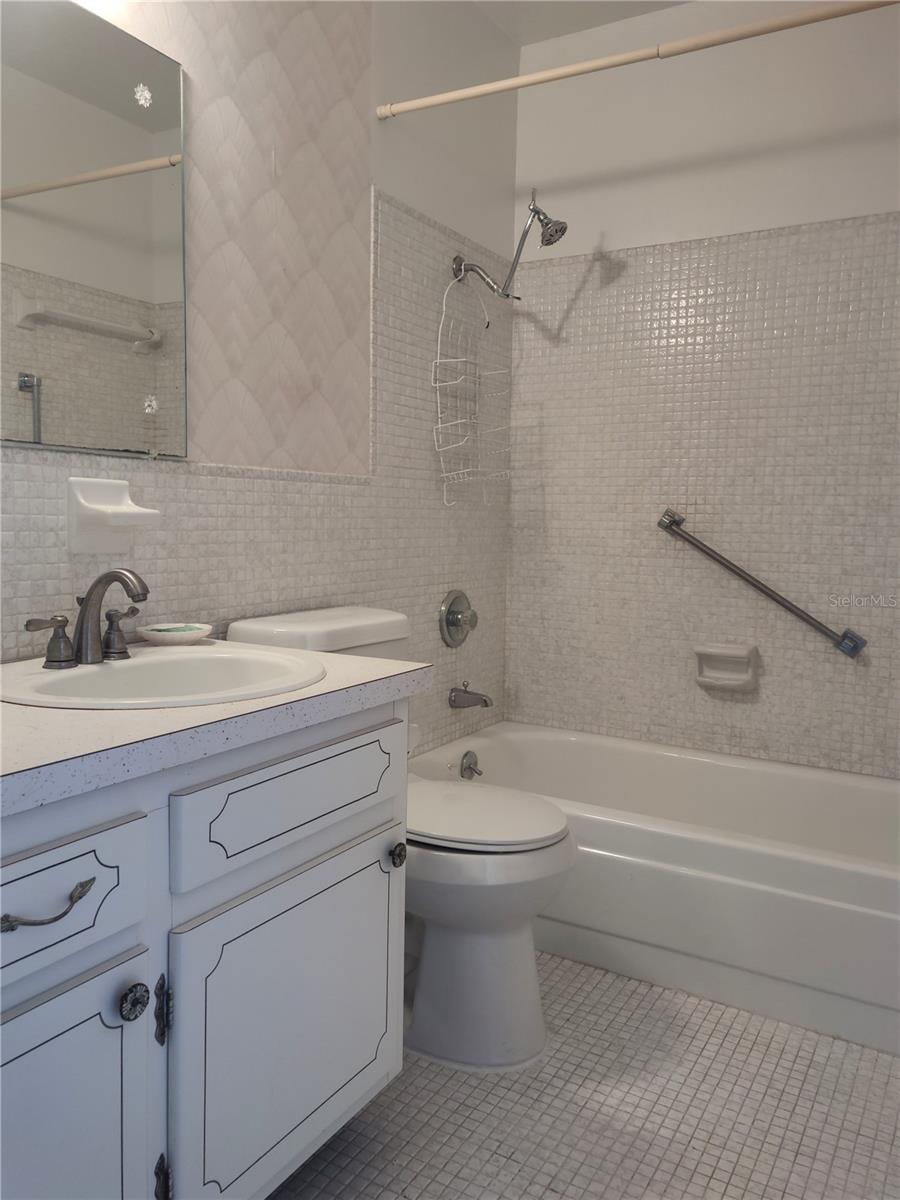 5850 18TH ST N #23, ST PETERSBURG, FL — photo 14