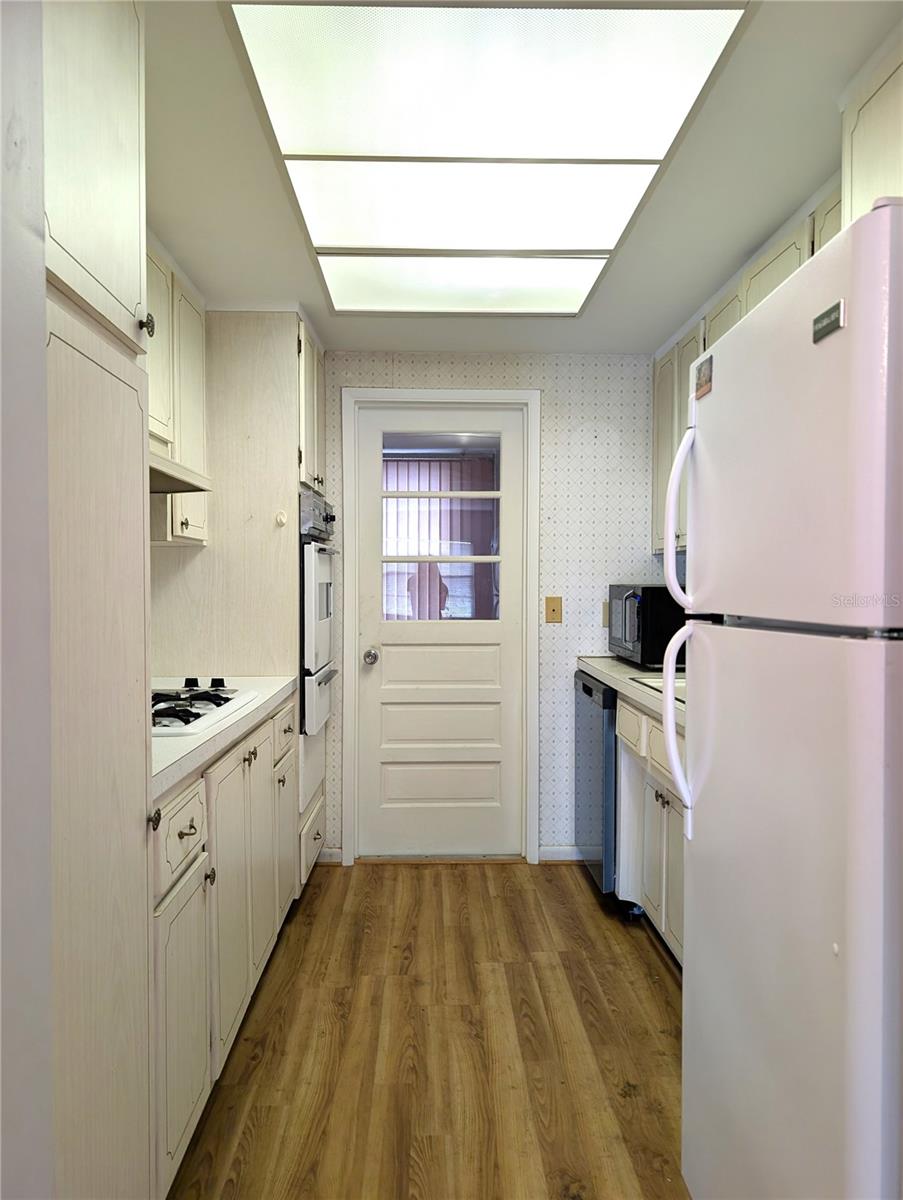 5850 18TH ST N #23, ST PETERSBURG, FL — photo 25