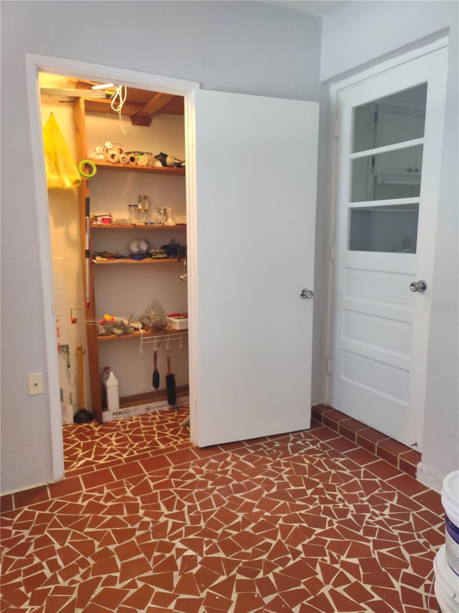 5850 18TH ST N #23, ST PETERSBURG, FL — photo 29