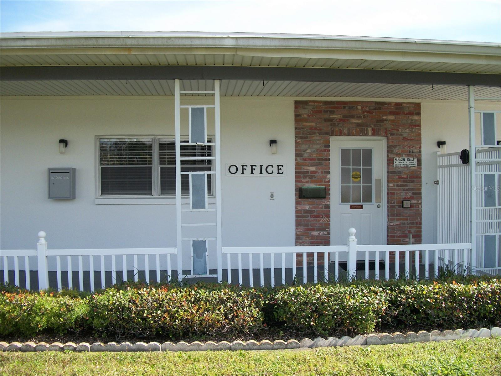 5850 18TH ST N #23, ST PETERSBURG, FL — photo 42