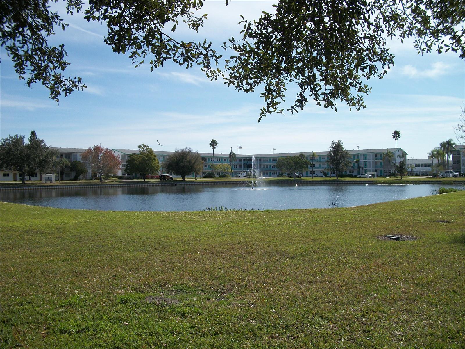 5850 18TH ST N #23, ST PETERSBURG, FL — photo 56