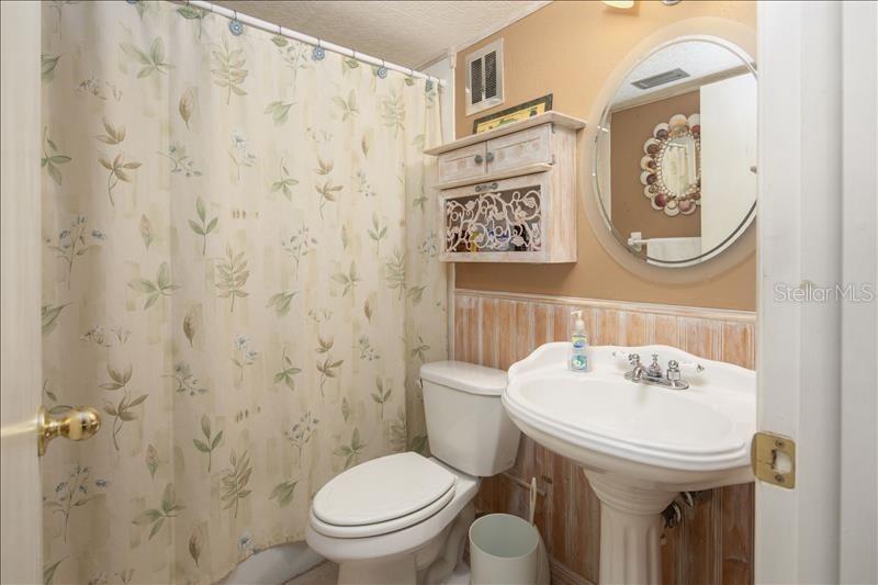 12405 3RD ST E #201, TREASURE ISLAND, FL — photo 23