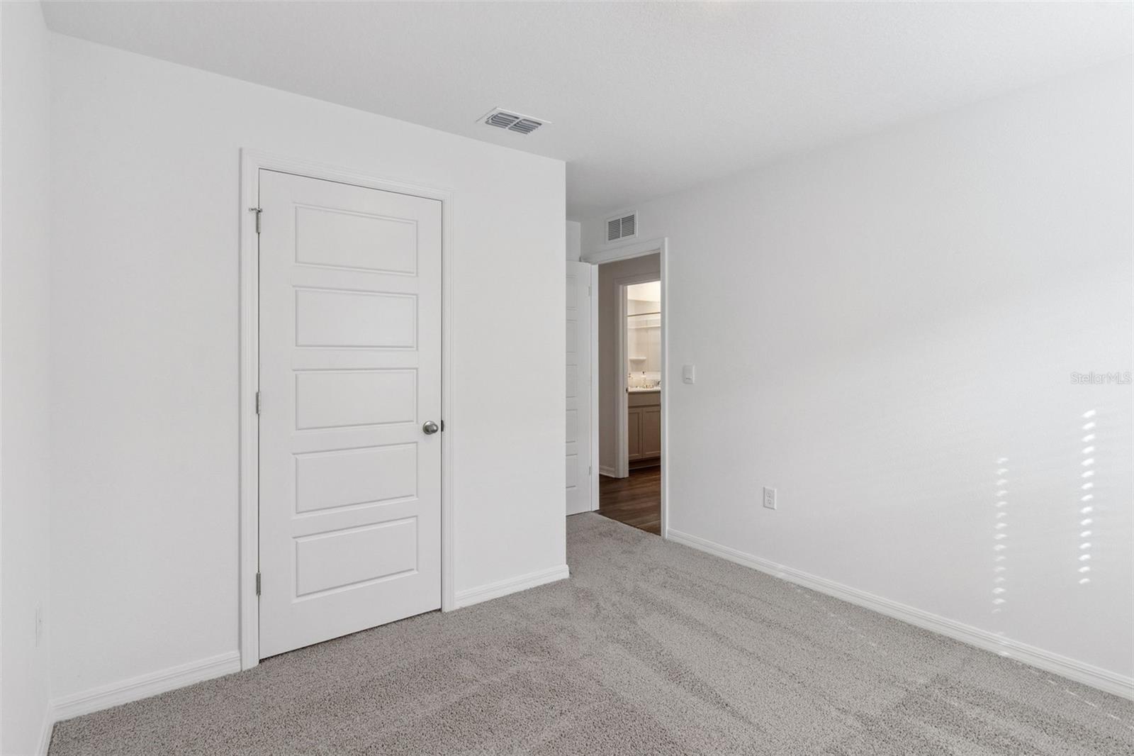 219 SKYFIELD CT, LADY LAKE, FL — photo 50