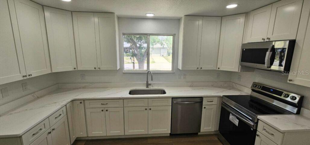 10842 SW 90TH CT, OCALA, FL — photo 2
