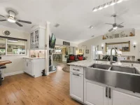 33000 LAKESHORE DR — photo 6
