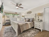 33000 LAKESHORE DR — photo 16