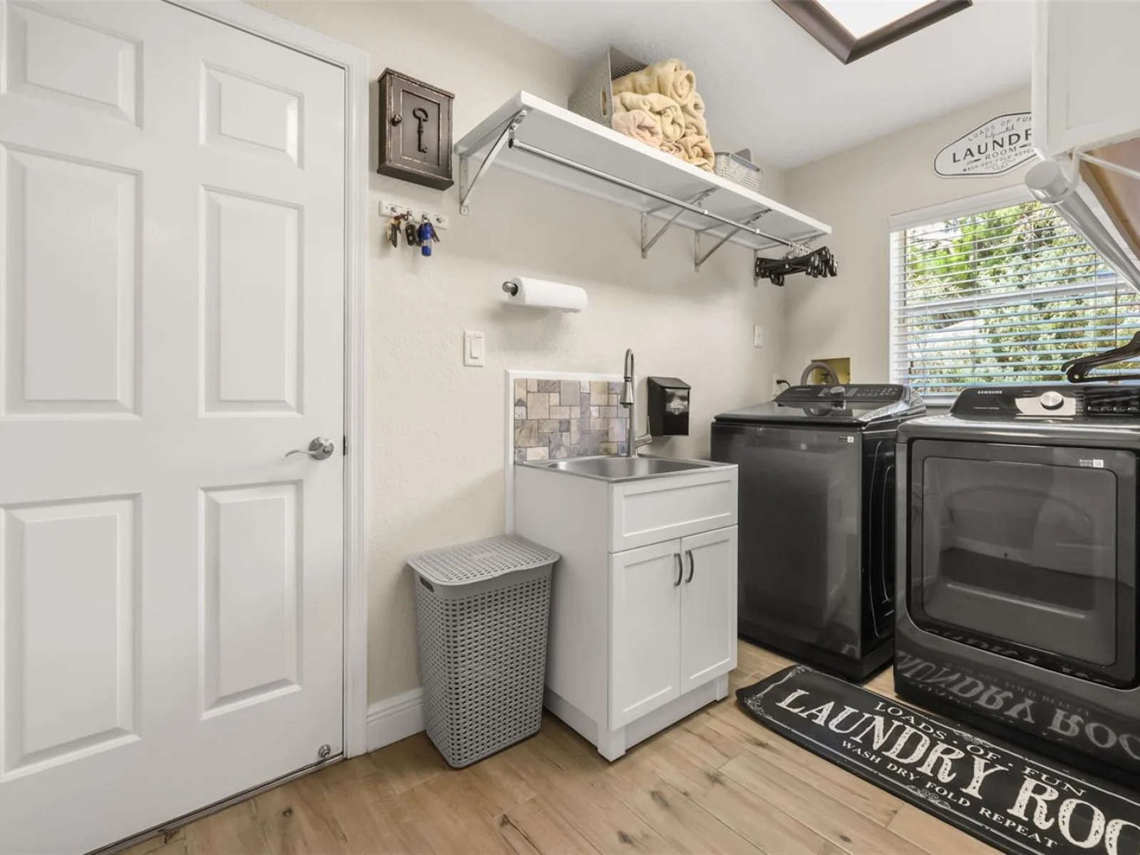 33000 LAKESHORE DR, TAVARES, FL — photo 23