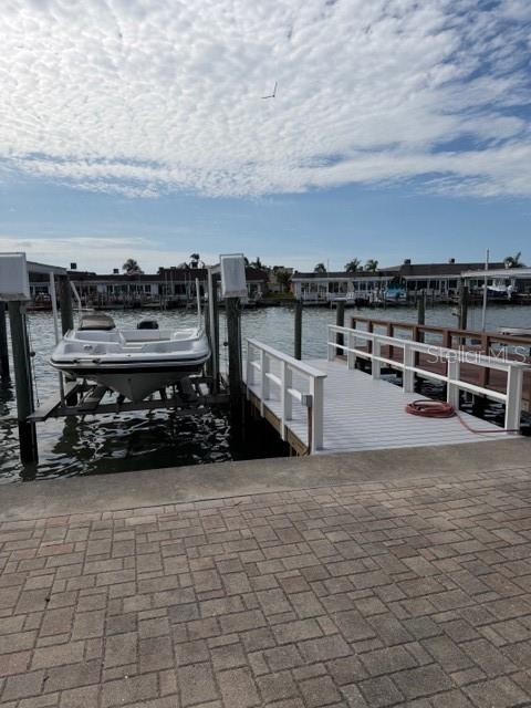 582 BOCA CIEGA POINT BLVD N, ST PETERSBURG, FL