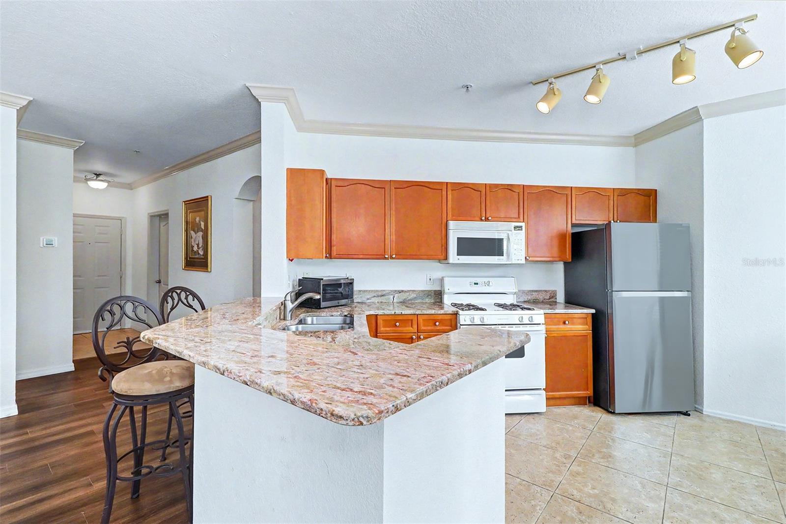 2746 VIA TIVOLI #110B, CLEARWATER, FL — photo 8