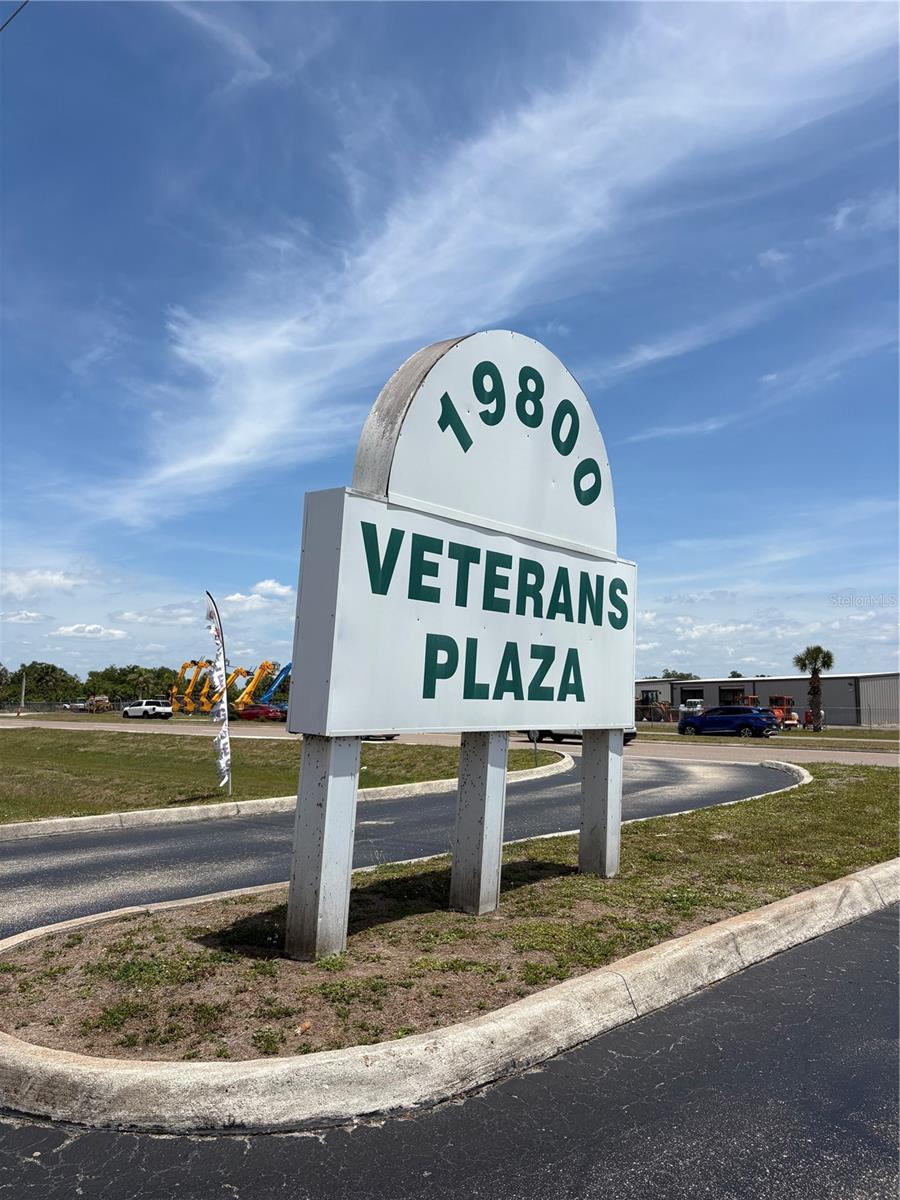 19800 VETERANS BLVD #D8, PORT CHARLOTTE, FL — photo 2
