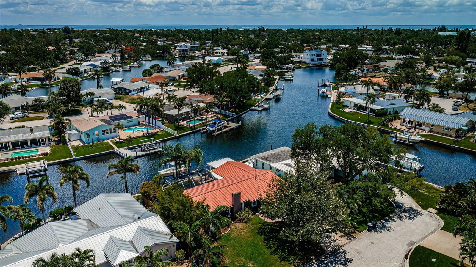 1496 49TH AVE NE, ST PETERSBURG, FL — photo 7