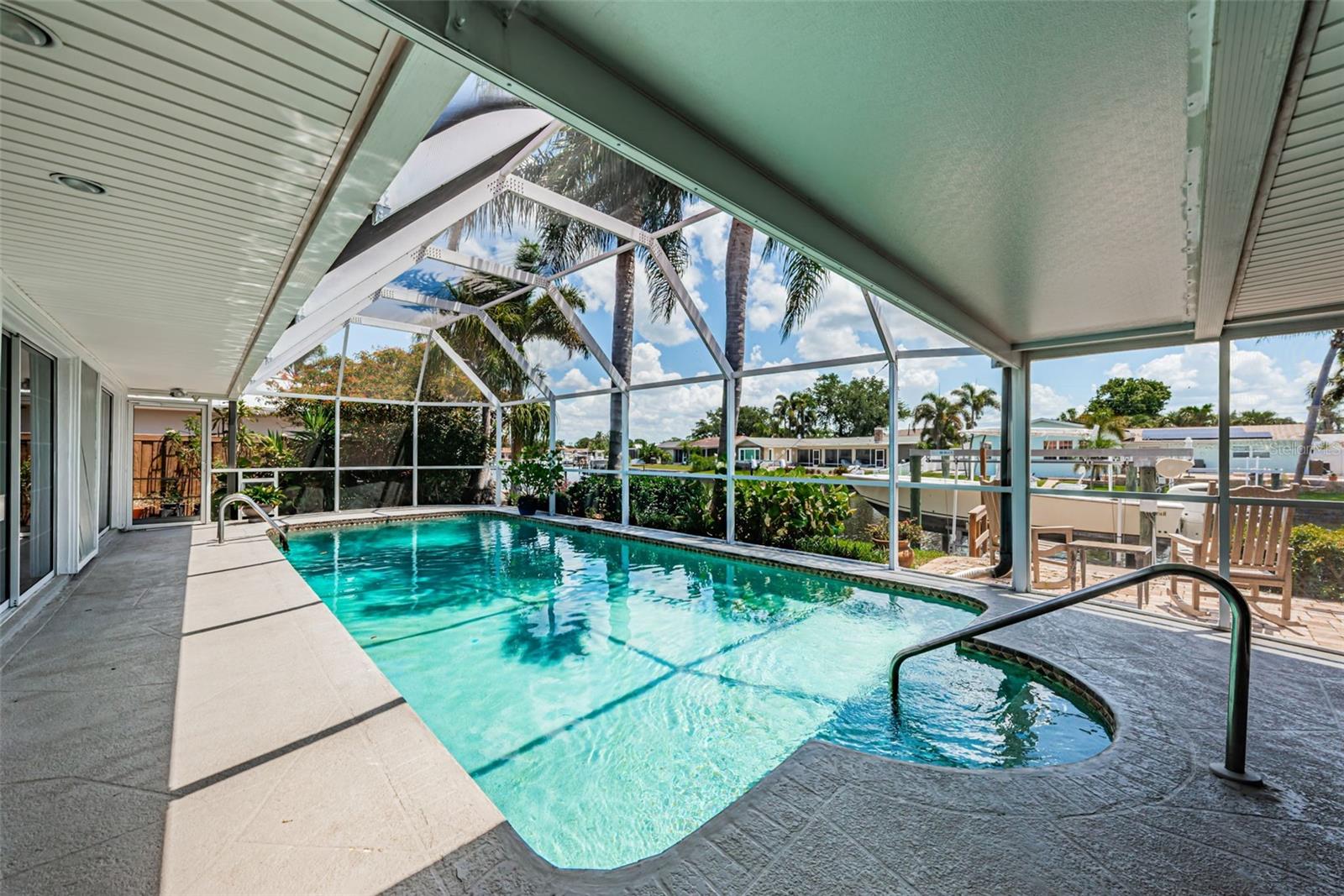 1496 49TH AVE NE, ST PETERSBURG, FL — photo 35