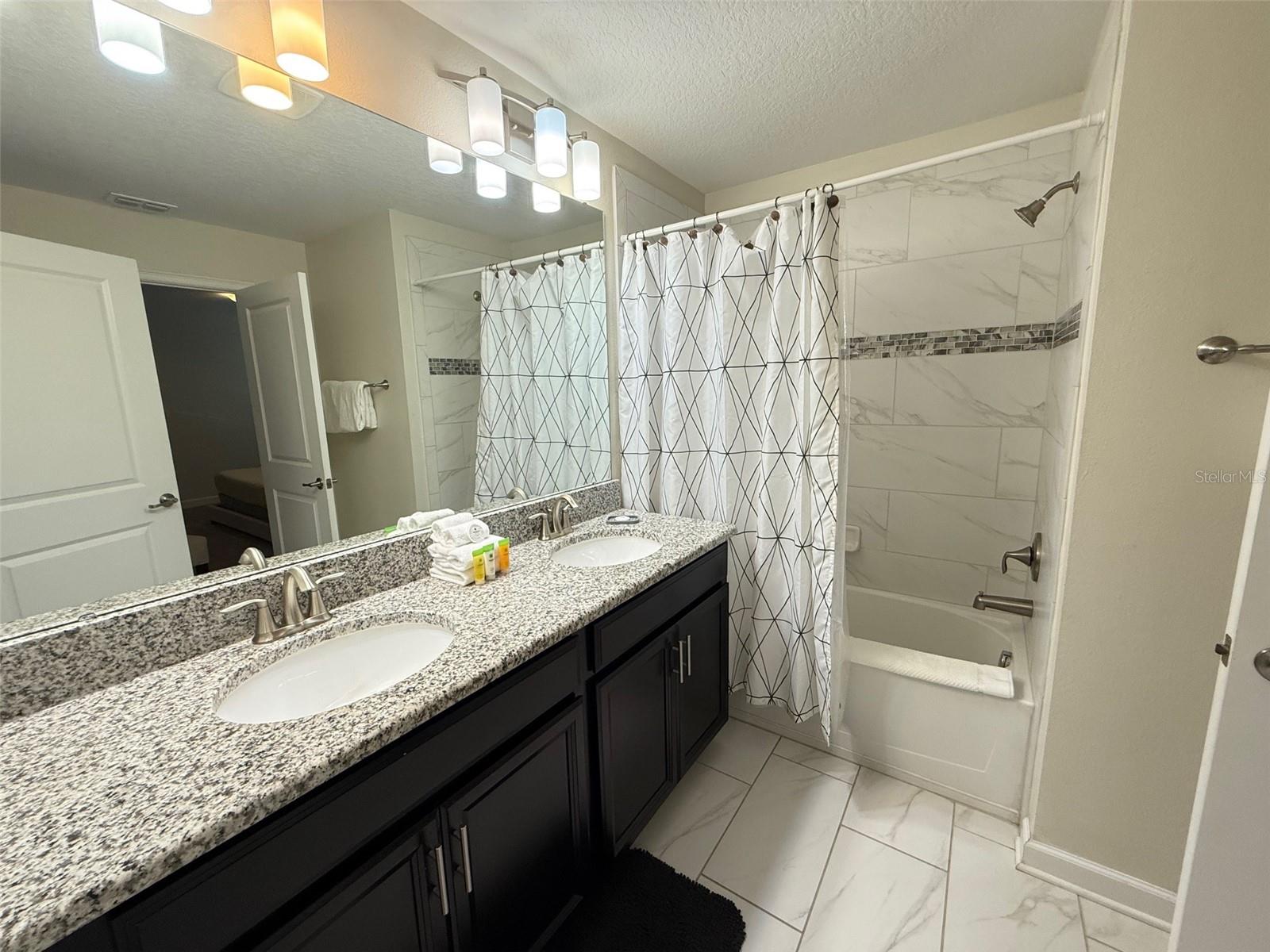 9055 DOGLEG DR, DAVENPORT, FL — photo 18