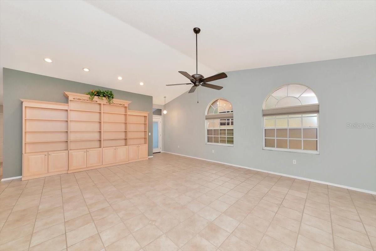 4734 RAINTREE STREET CIR E, BRADENTON, FL — photo 9