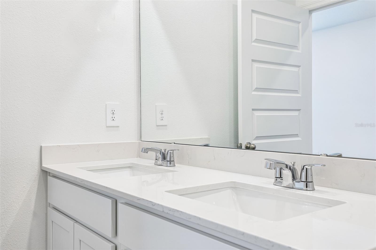 4005 VALERIAN WAY, TAVARES, FL — photo 35