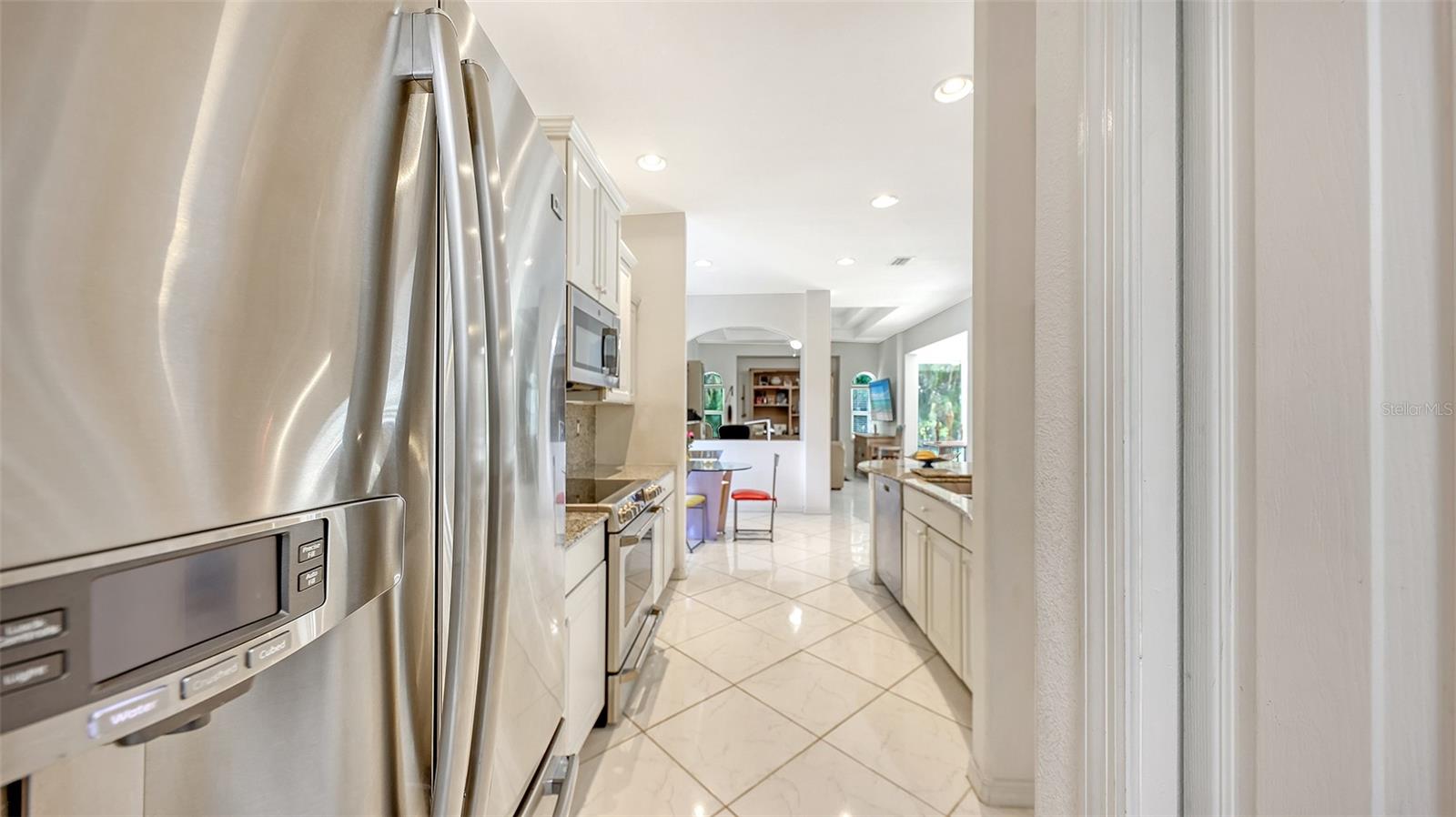 6730 W COUNTRY CLUB LN, SARASOTA, FL — photo 17