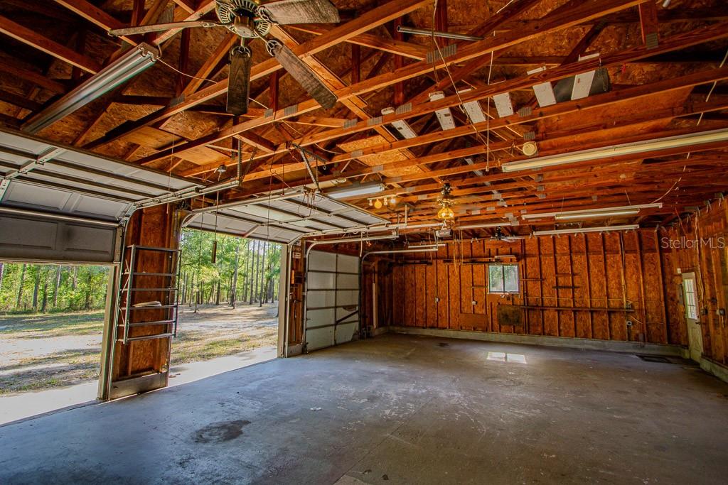 4002 SW COUNTY ROAD 18, FORT WHITE, FL — photo 9