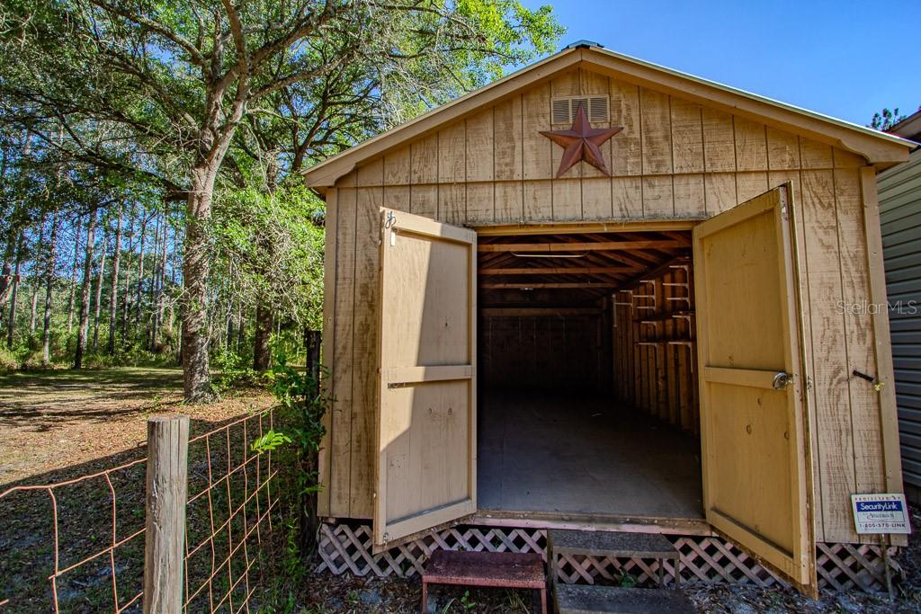 4002 SW COUNTY ROAD 18, FORT WHITE, FL — photo 14