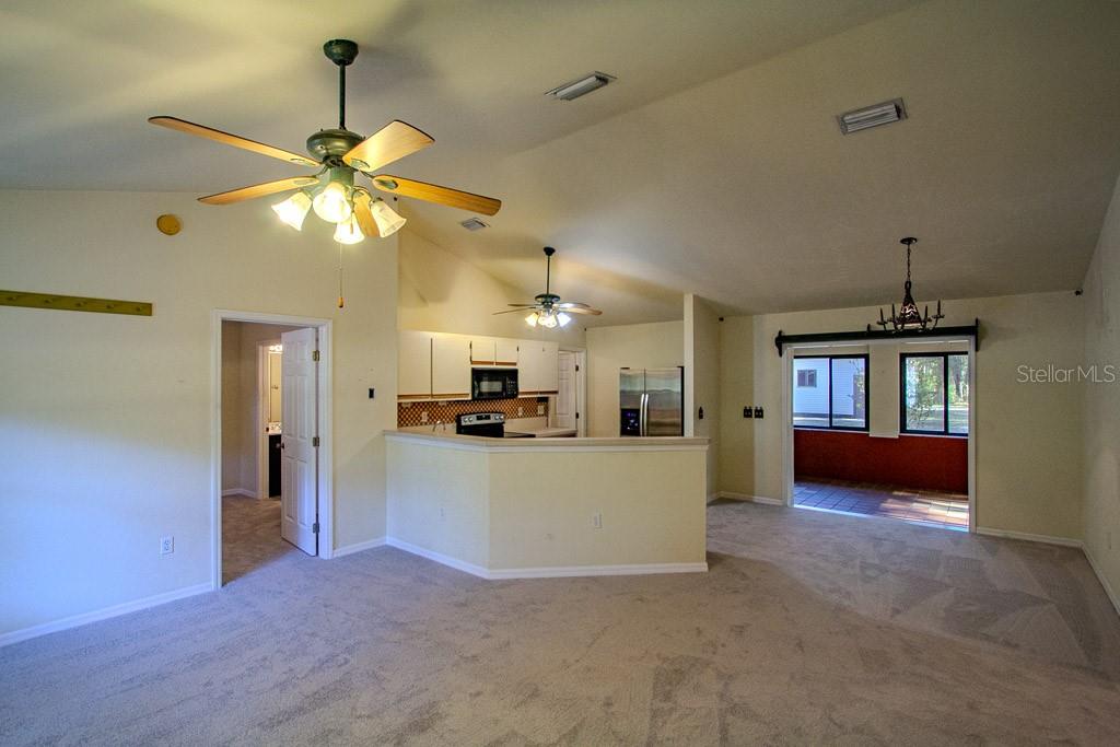4002 SW COUNTY ROAD 18, FORT WHITE, FL — photo 17