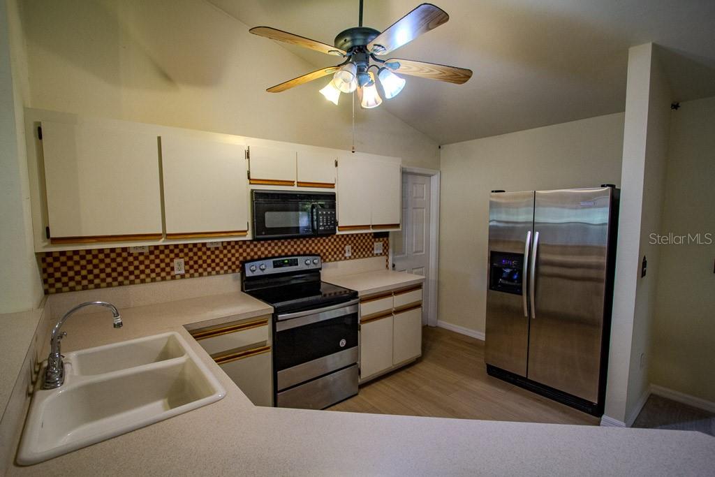 4002 SW COUNTY ROAD 18, FORT WHITE, FL — photo 18