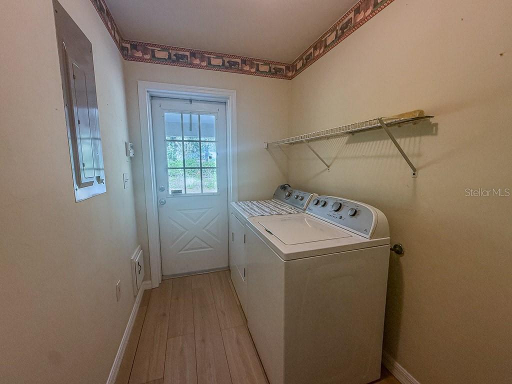 4002 SW COUNTY ROAD 18, FORT WHITE, FL — photo 22