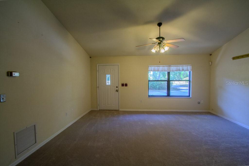 4002 SW COUNTY ROAD 18, FORT WHITE, FL — photo 28