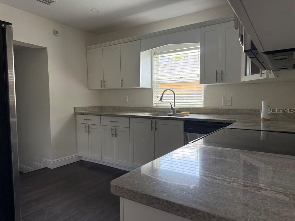1512 W KIRBY ST, TAMPA, FL — photo 10